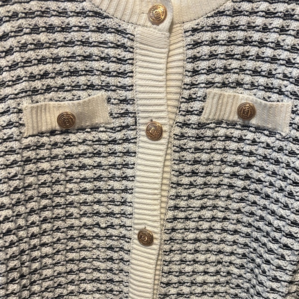 Two-Tone Cream and Black Button-Front Cardigan - Picture 3 of 6
